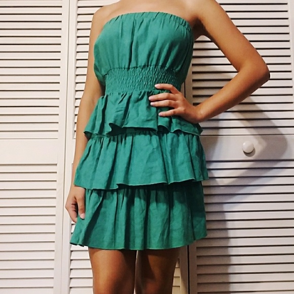Strapless Emerald Green Dress NWT - Picture 2 of 4